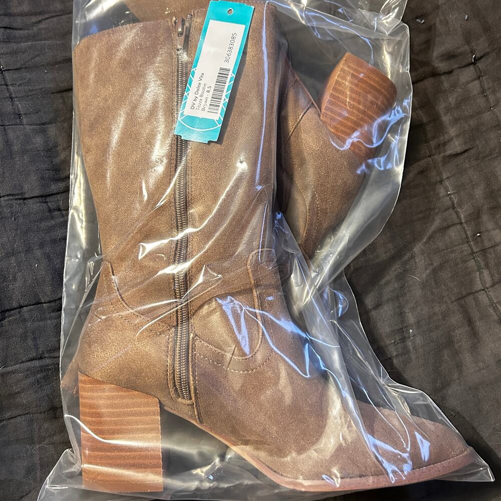 DV Dolce Vita Tezza Western Boots 8.5 NWT Vegan Suede Tan Mid Calf Heel - Picture 5 of 6